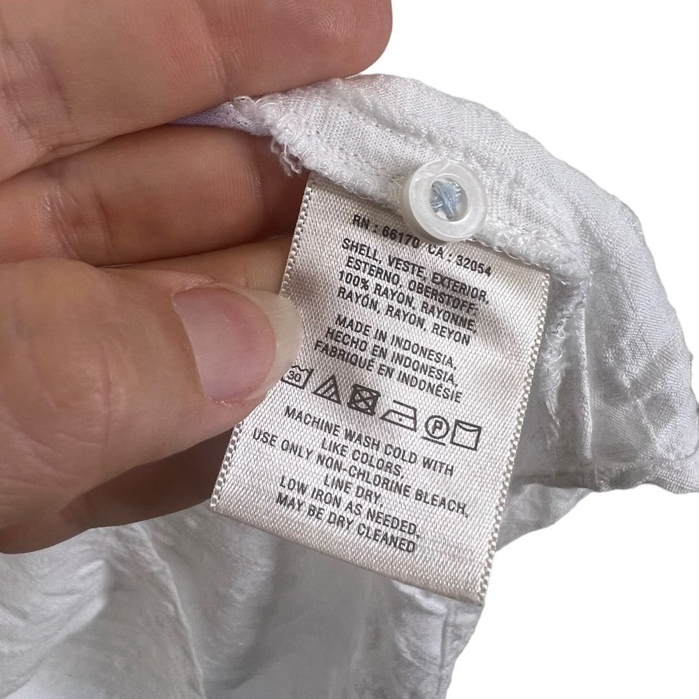 Maeve White Sunseeker Sleeveless Button Up 2 - Picture 4 of 6